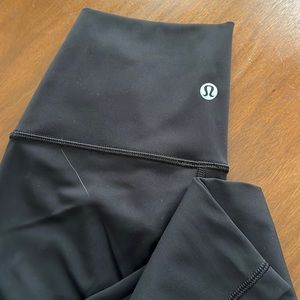 Lululemon Wunder Under